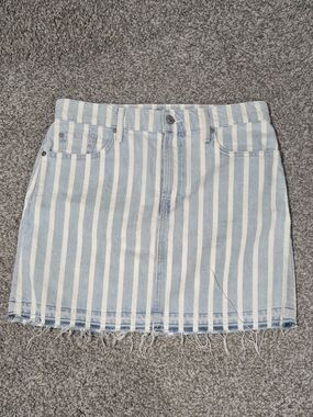 New 7 for All Mankind Denim Skirt size 27